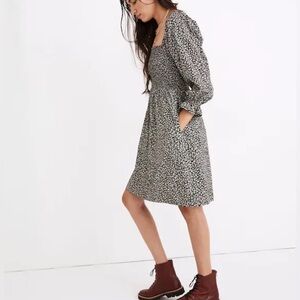 Madewell Lucie Elbow-Sleeve Smocked Mini Dress in Parisian Ditsy in Small